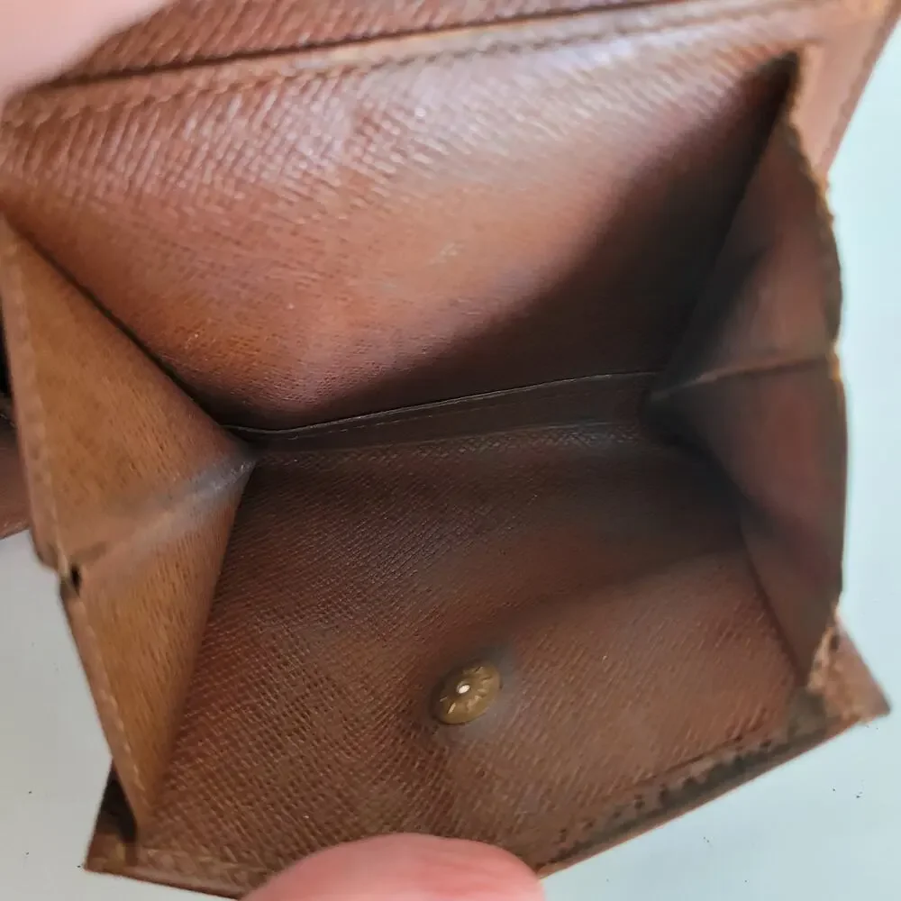 Vintage Louis Vuitton Men's LV Brown Bi-Fold Leather Wallet Monogram Classic